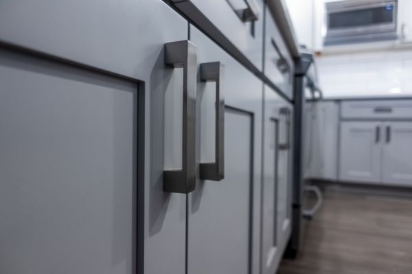 Hardware Mounting in Torrance