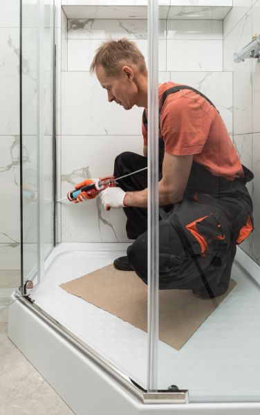Shower Caulking Replacement in Torrance