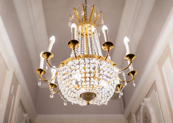 Chandelier Bulb Replacement in Torrance