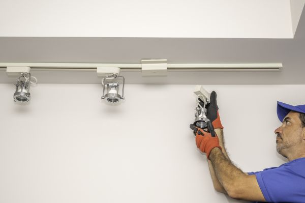 Track Light Bulb Replacement in Torrance