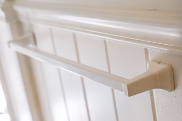 Towel Bar Installation in Torrance